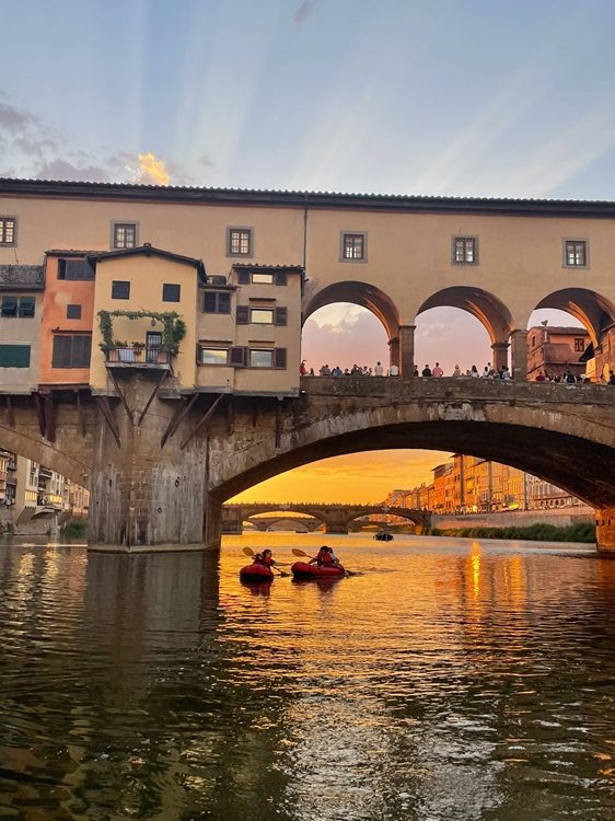 Packrafting Pontevecchio tramonto